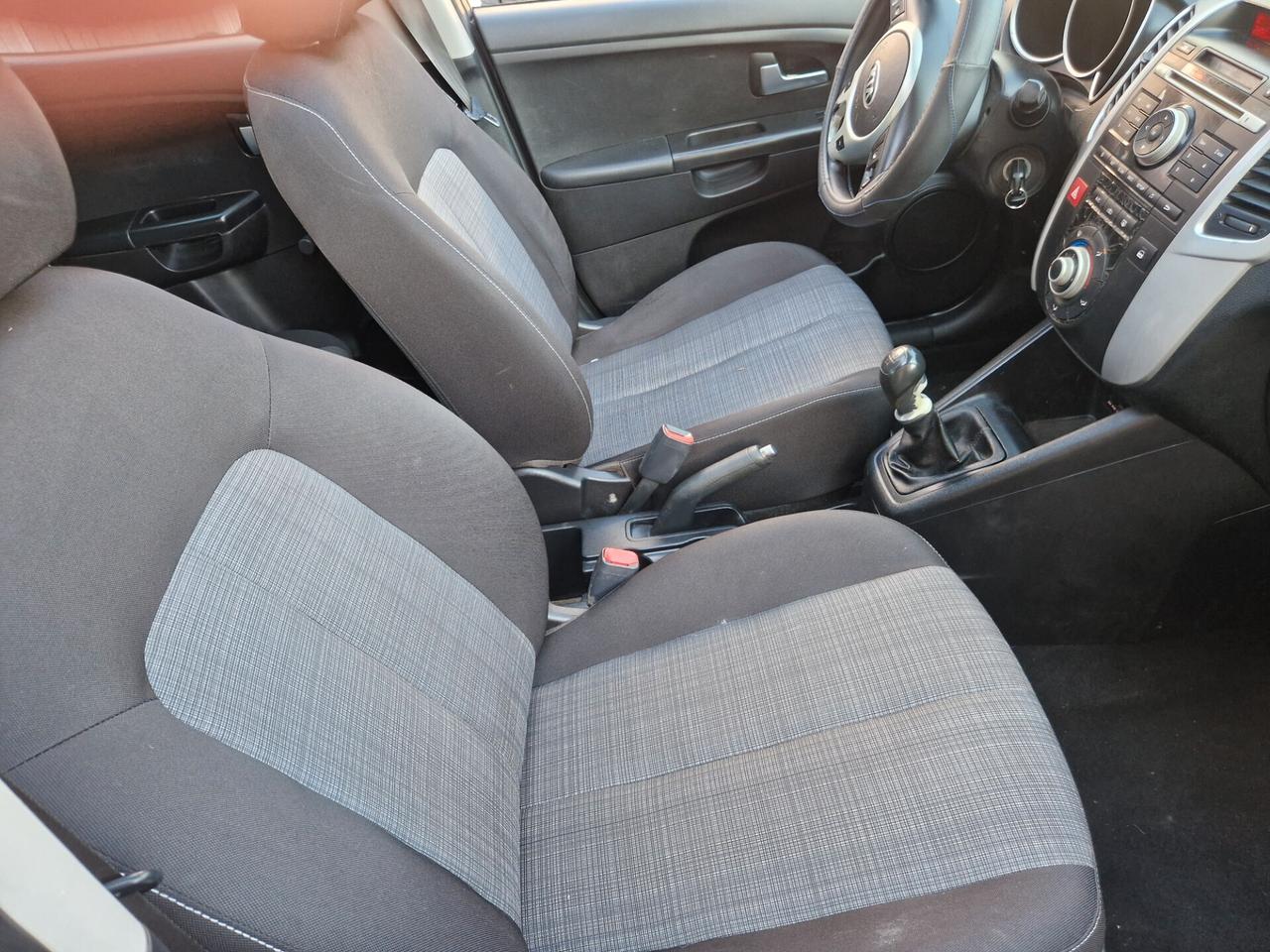 Kia Venga 1.4 GPL Active