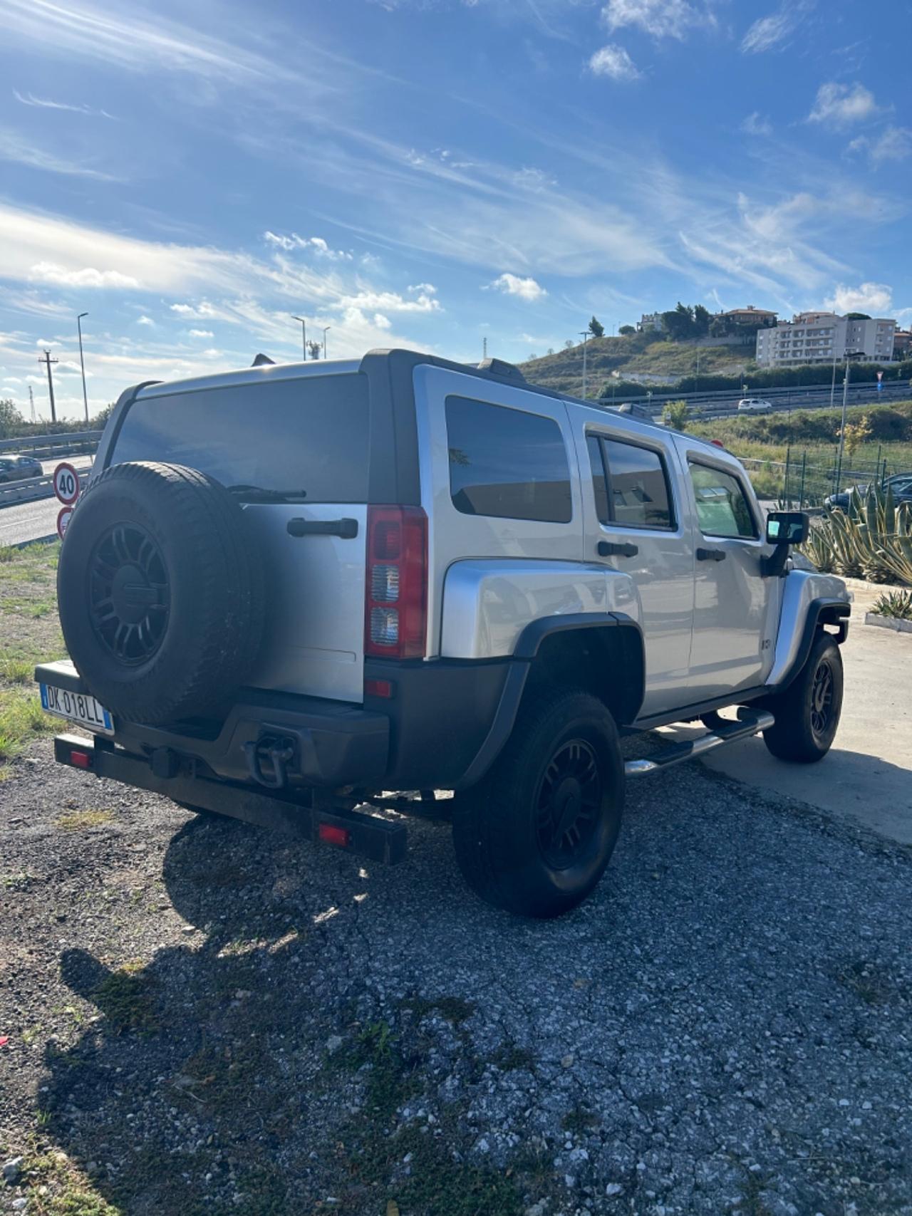 Hummer H3 3.7 Luxury