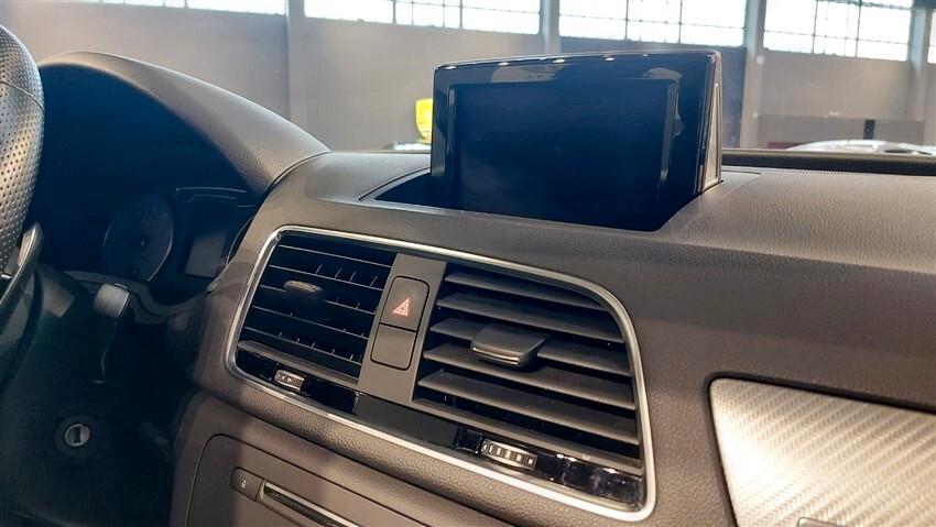 Audi Q3 RS 2.5 TFSI quattro S tronic performance