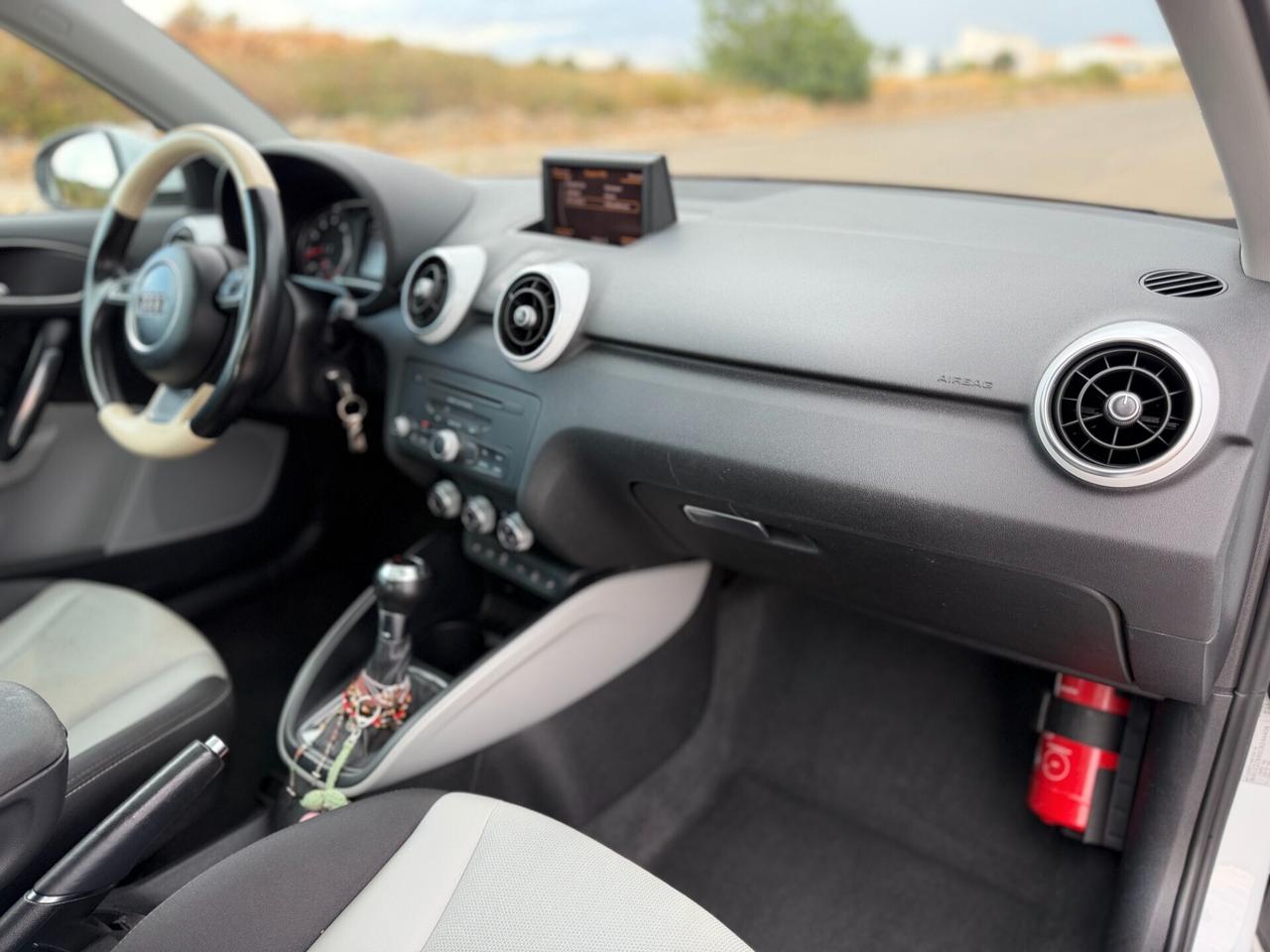 Audi A1 SPB 1.4 TFSI 122cv S tronic*Tetto*Fari