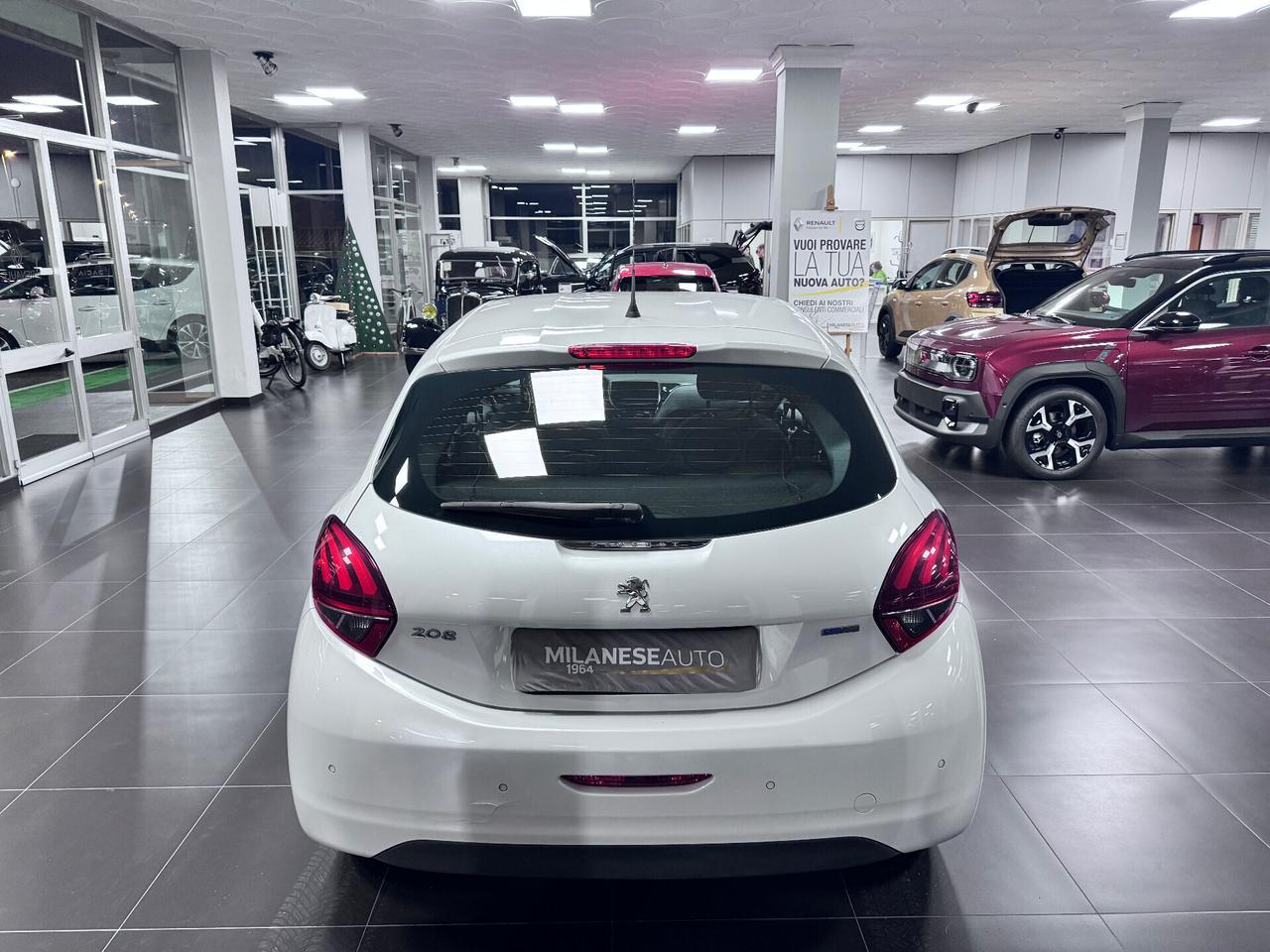 Peugeot 208 PureTech 82 3 porte Allure