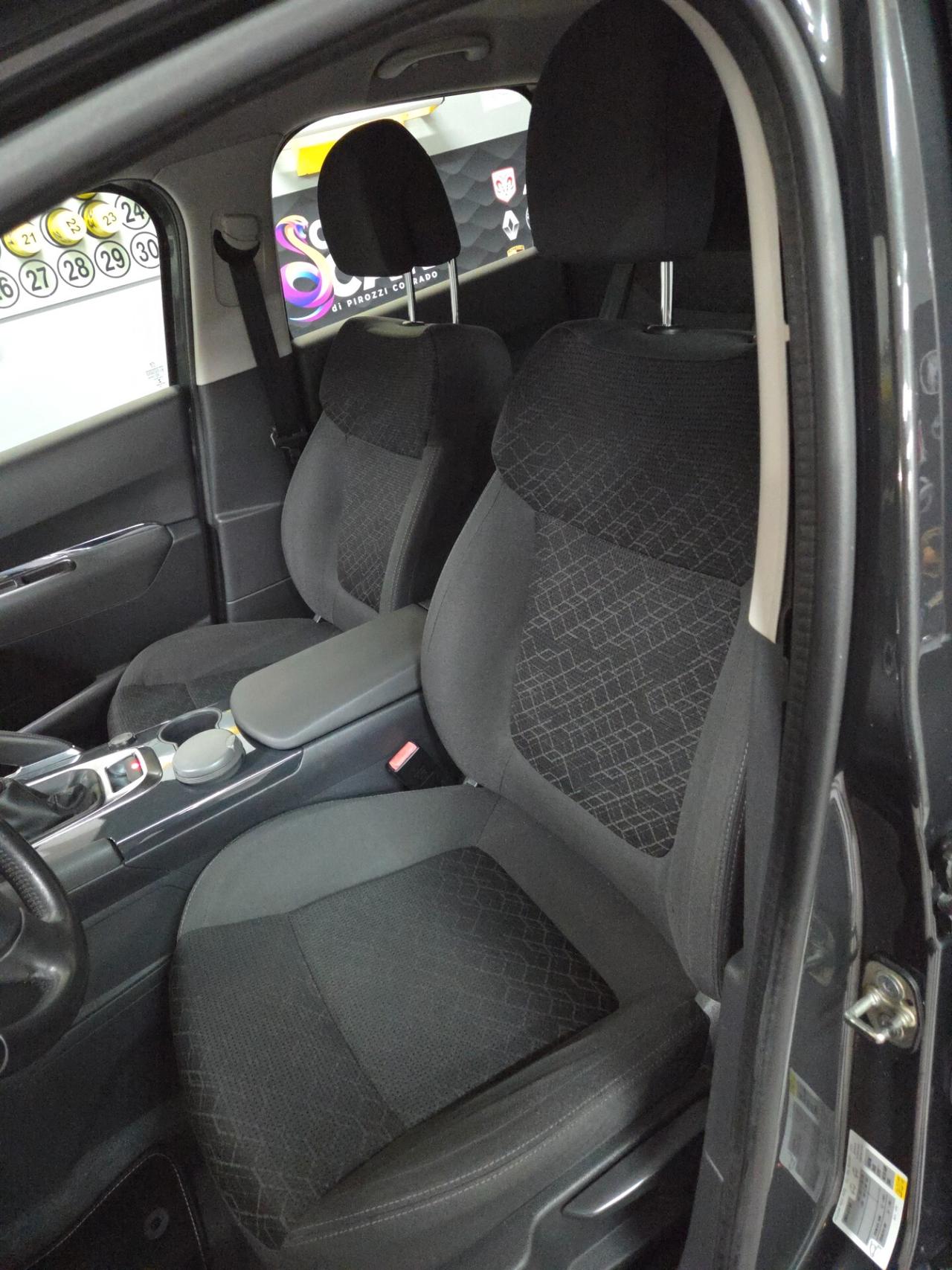 Peugeot 3008 BlueHDi 120 S&S Business