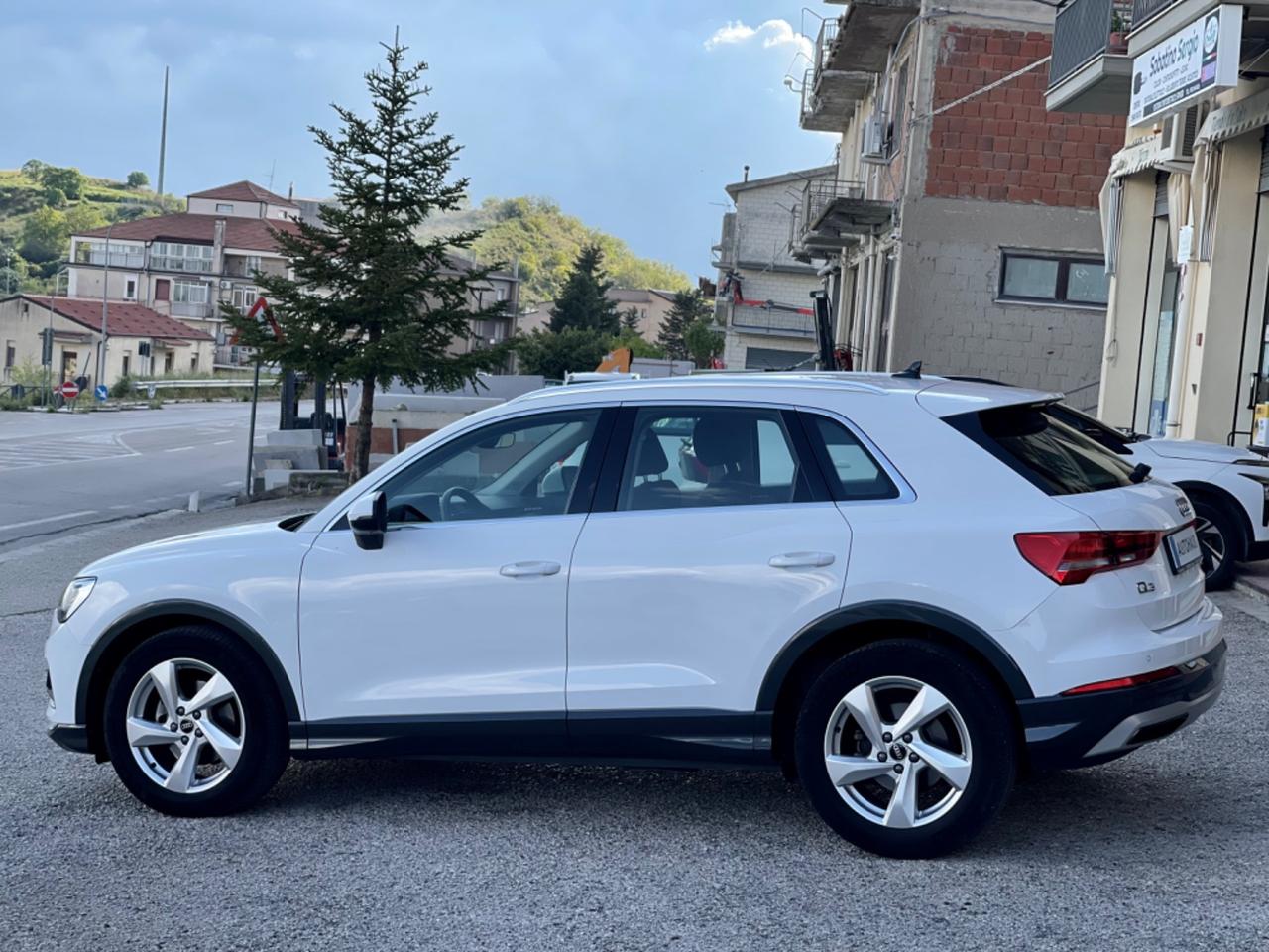 Audi Q3 35 TDI 2.0 150cv S tronic 2022 - IVA ESPOSTA