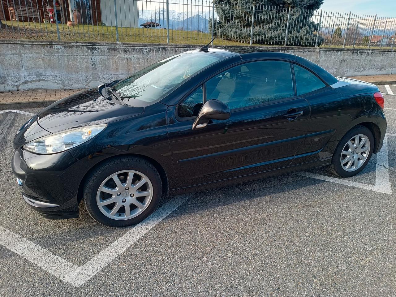 Peugeot 207 CC CambioAut.61900Km