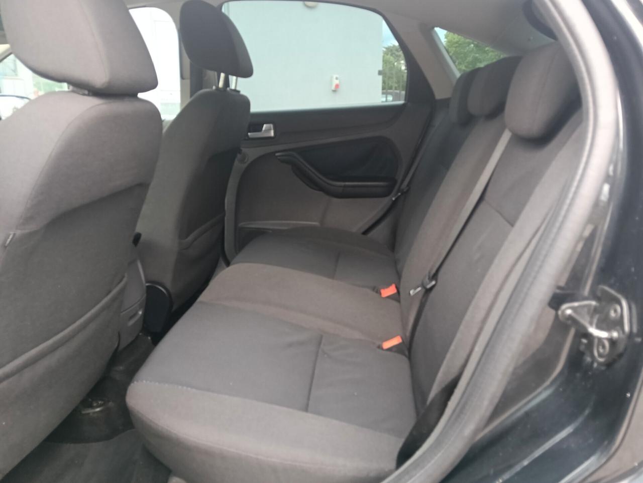 Ford Focus C-Max 1.6 TDCi (90CV) 5p.