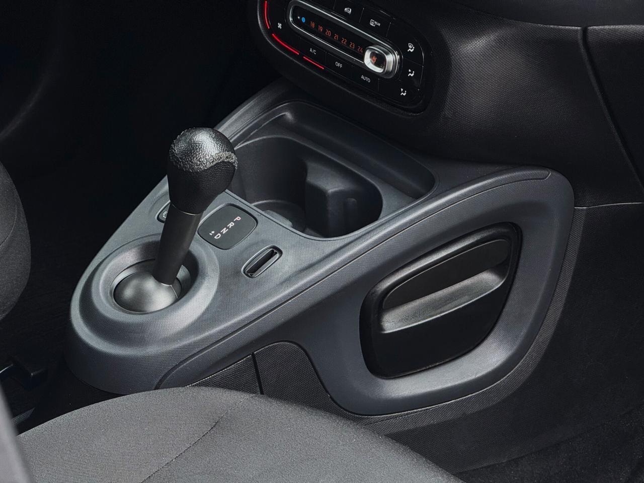 Smart forFour 1.0 Youngster 71CV Twinamic