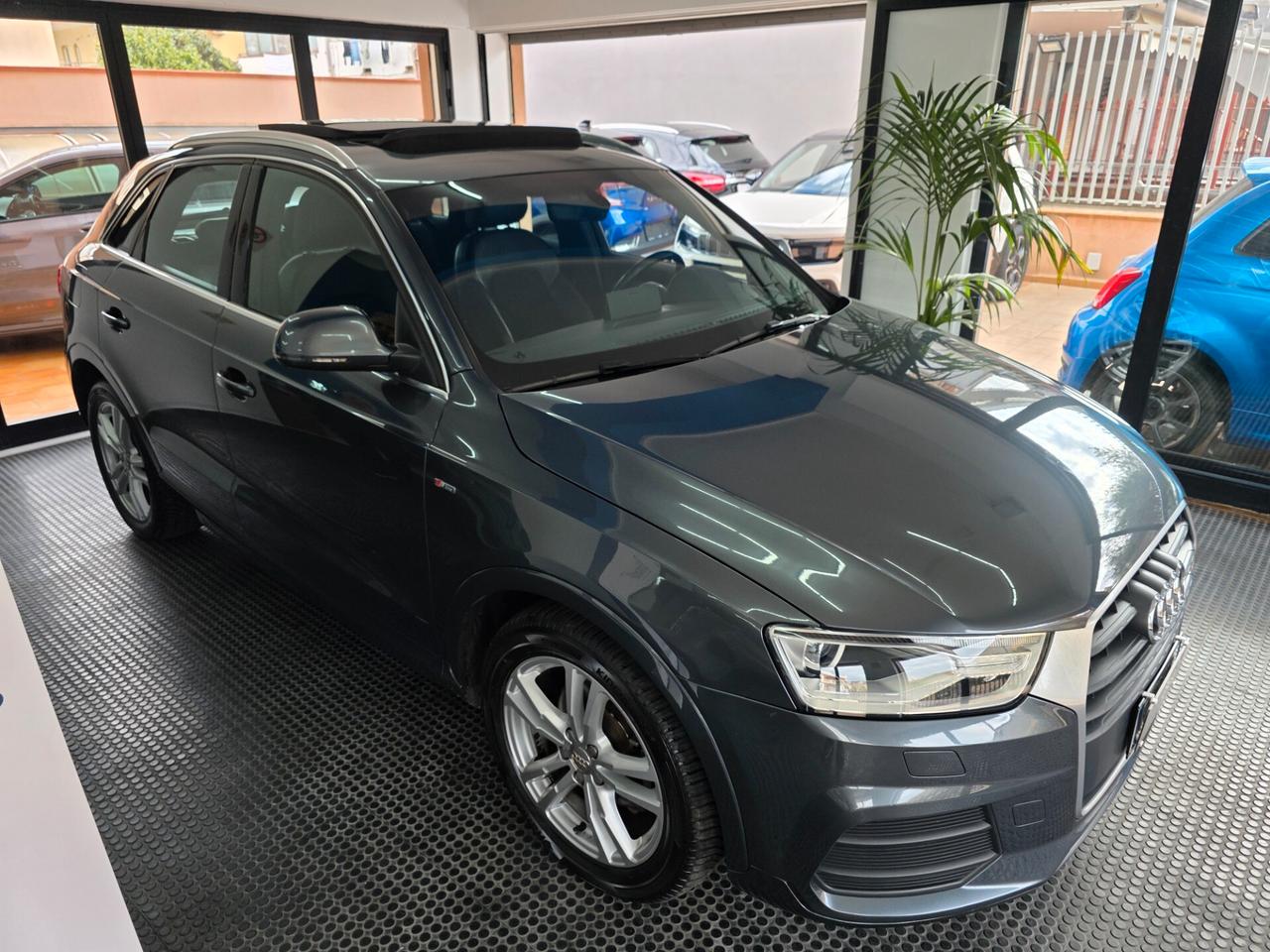 Audi Q3 2.0 150cv quattro Sline TETTO IVA ESPOSTA