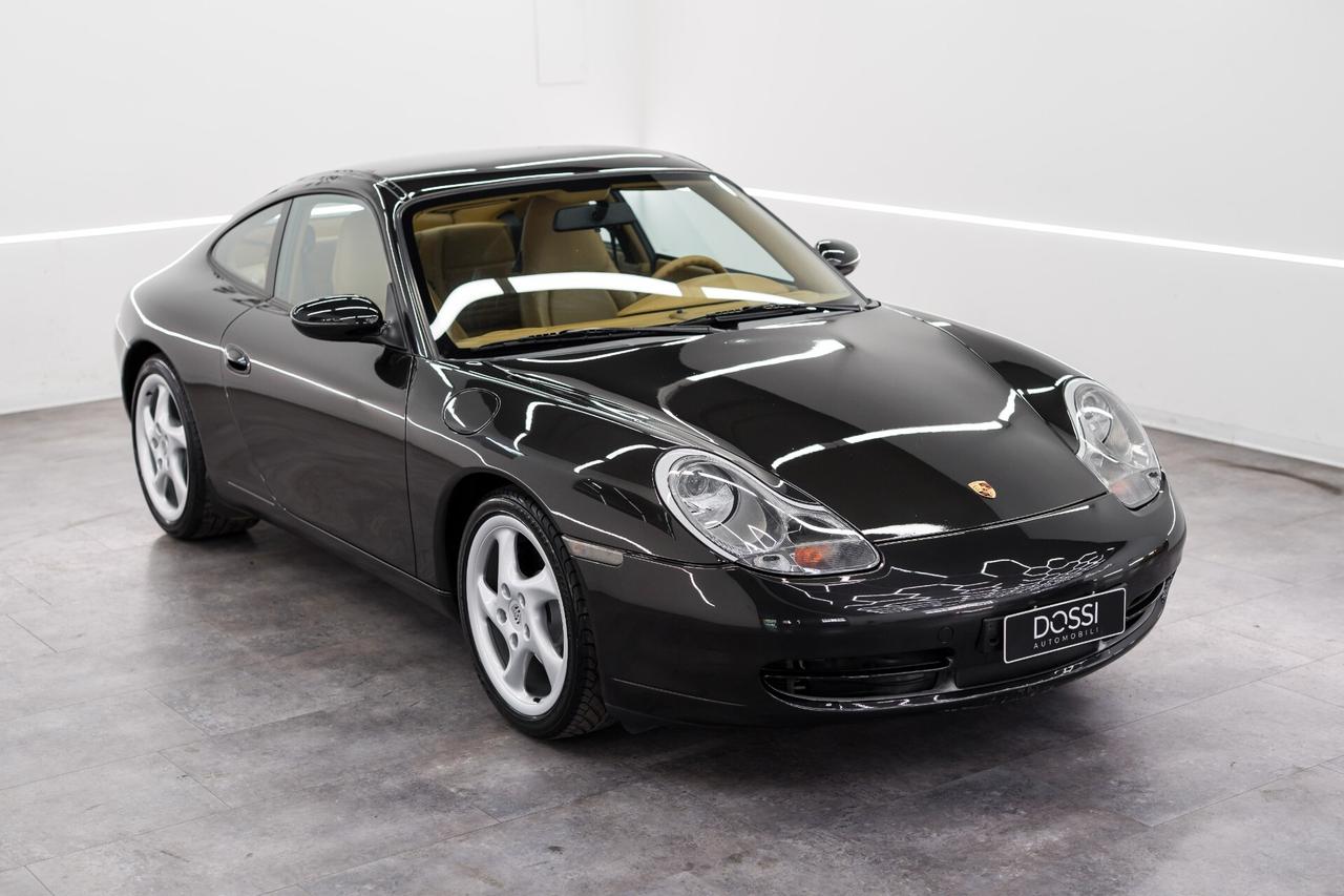 Porsche 911 Carrera 2 Coupé