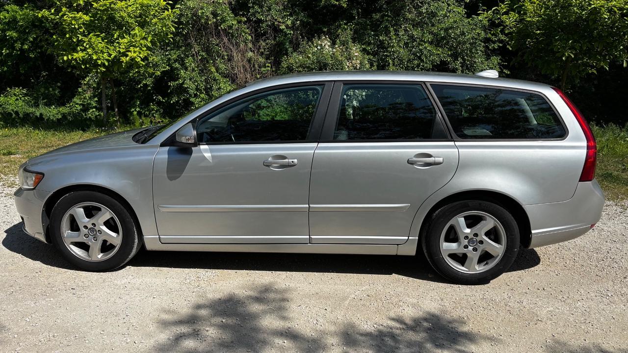 Volvo V50 D2 POLAR PLUS