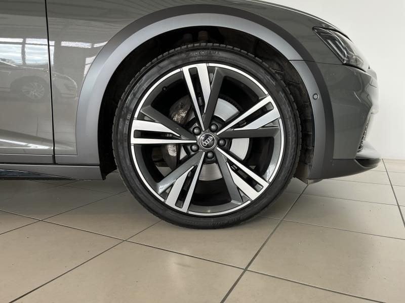 Audi A6 Allroad Quattro 50 TDI 3.0 quattro tiptronic Business Advanced
