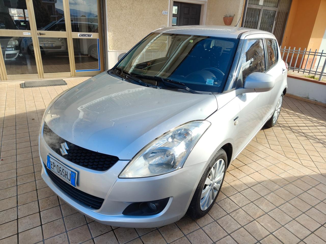 Suzuki Swift 1.3 DDiS 5 porte B-Top