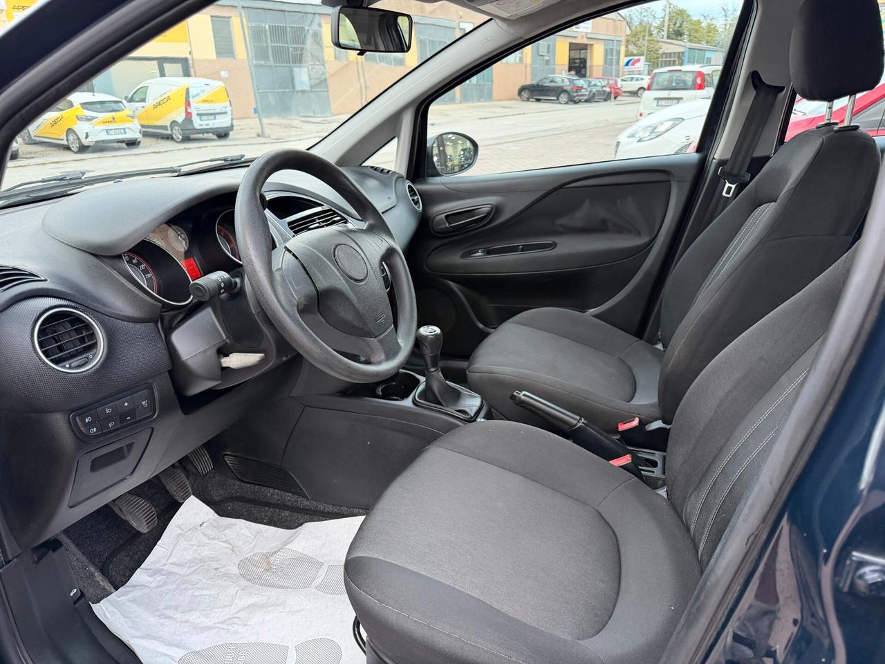 Fiat Punto 1.3 MJT II S&S 95 CV 5 porte Street OK NEOPATENTATI