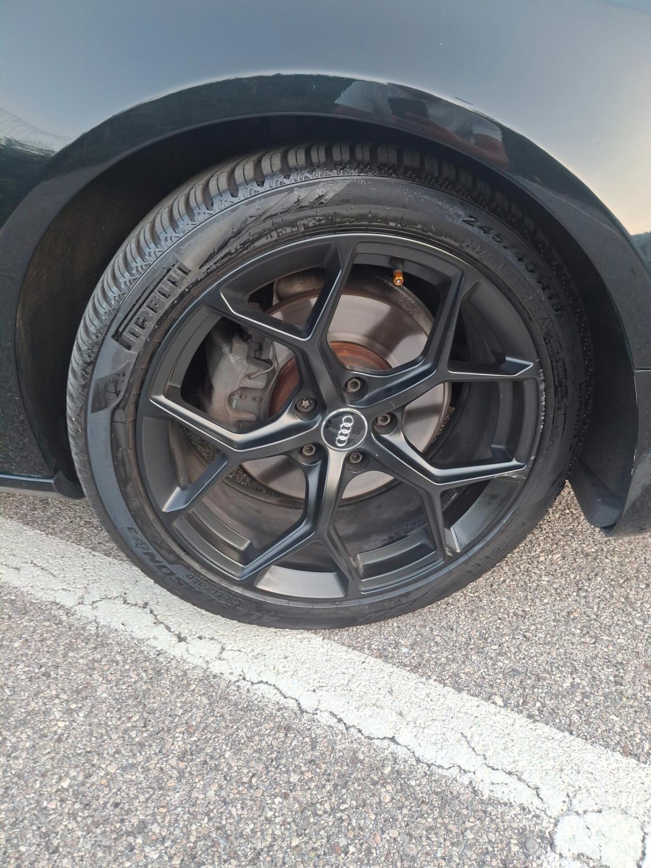 Audi A5 2.0 TFSI 180 CV Ambiente