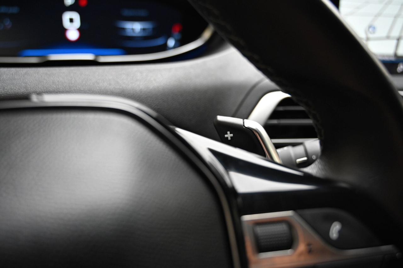 Peugeot 3008 BlueHDi 130 S&S EAT8 Allure