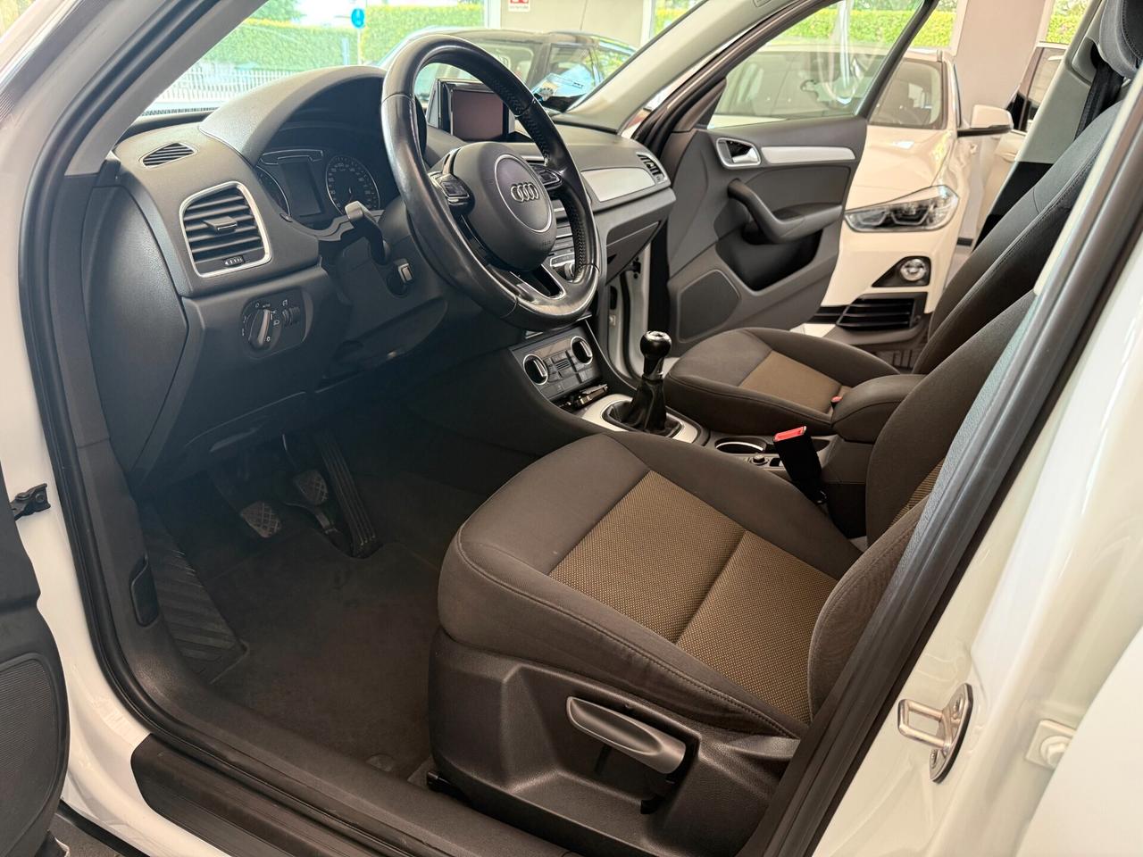 Audi Q3 2.0 tdi Business 150cv GANCIO TRAINO !