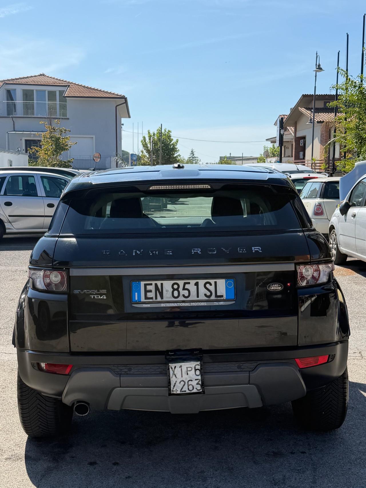 Land Rover Range Evoque 2.2 TD4 5p