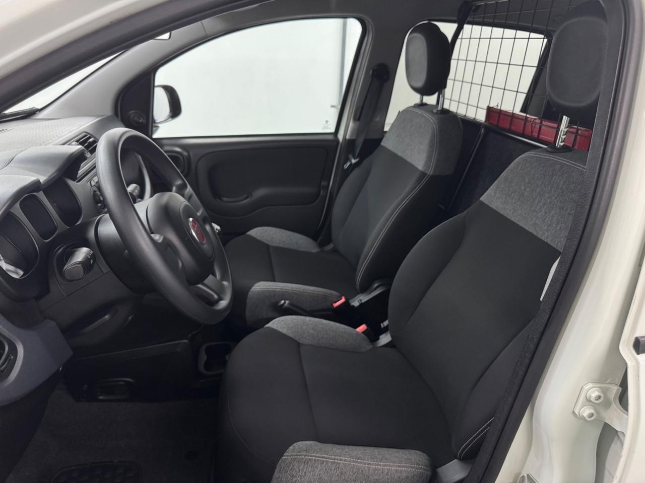 Fiat Panda 1.0 S&S Hybrid Van 2 posti