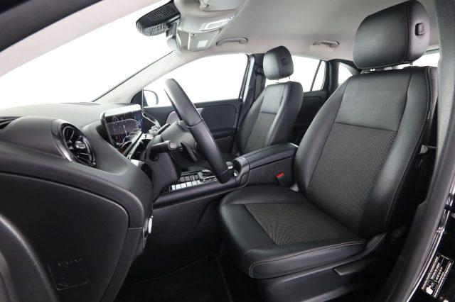MERCEDES-BENZ CLA sse GLA GLA 180 d Automatic Business