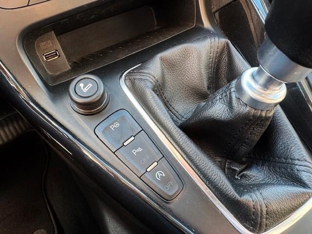 Ford Focus 1.5 TDCi 120 CV Titanium Navi-Tel-Wifi