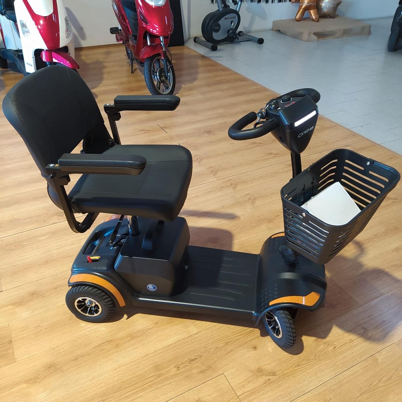 SCOOTER ELETTRICO ONE AIR+ IN PRONTA CONSEGNA