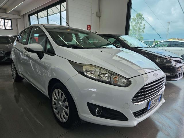 Ford Fiesta 5p 1.5 tdci Titanium 75cv NEOPATENTATI