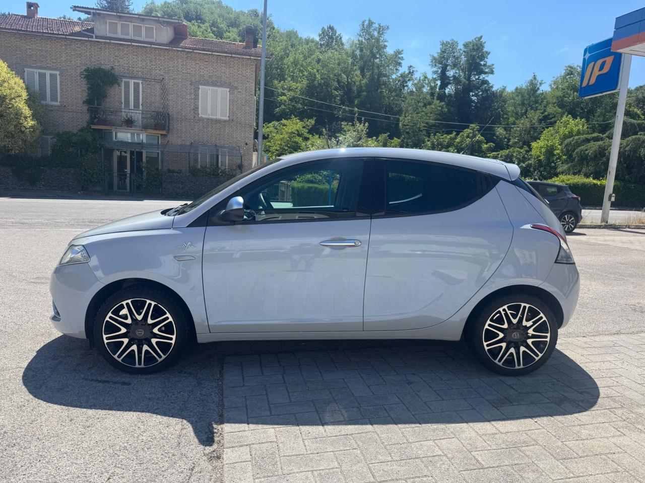 Lancia Ypsilon 1.2 69 CV MYA S&S Platinum