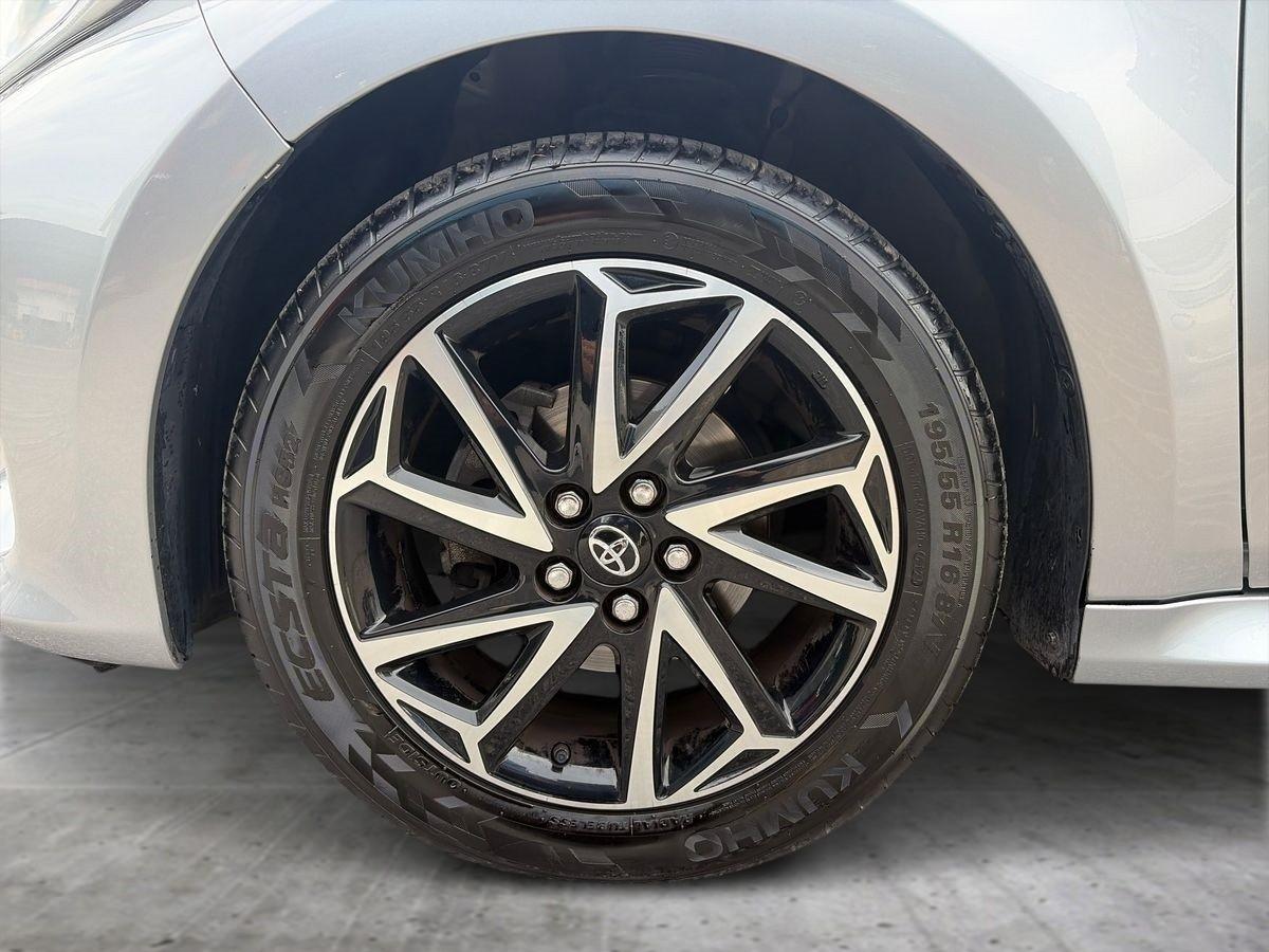 TOYOTA Yaris 4ª serie - Yaris 1.0 5 porte Trend