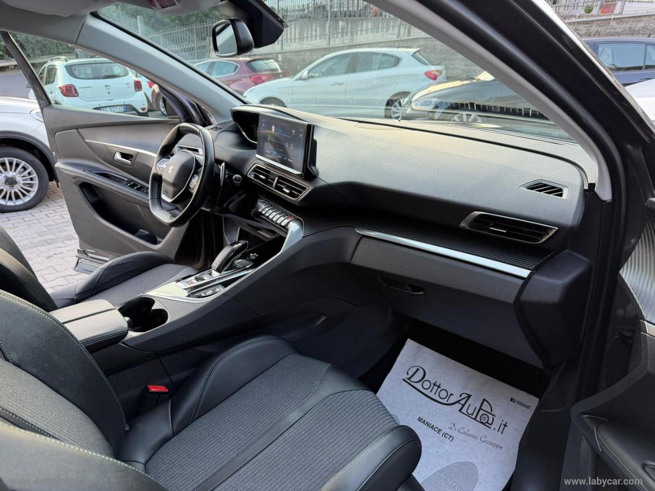 PEUGEOT 3008 BlueHDi 130 S&S EAT8 Allure
