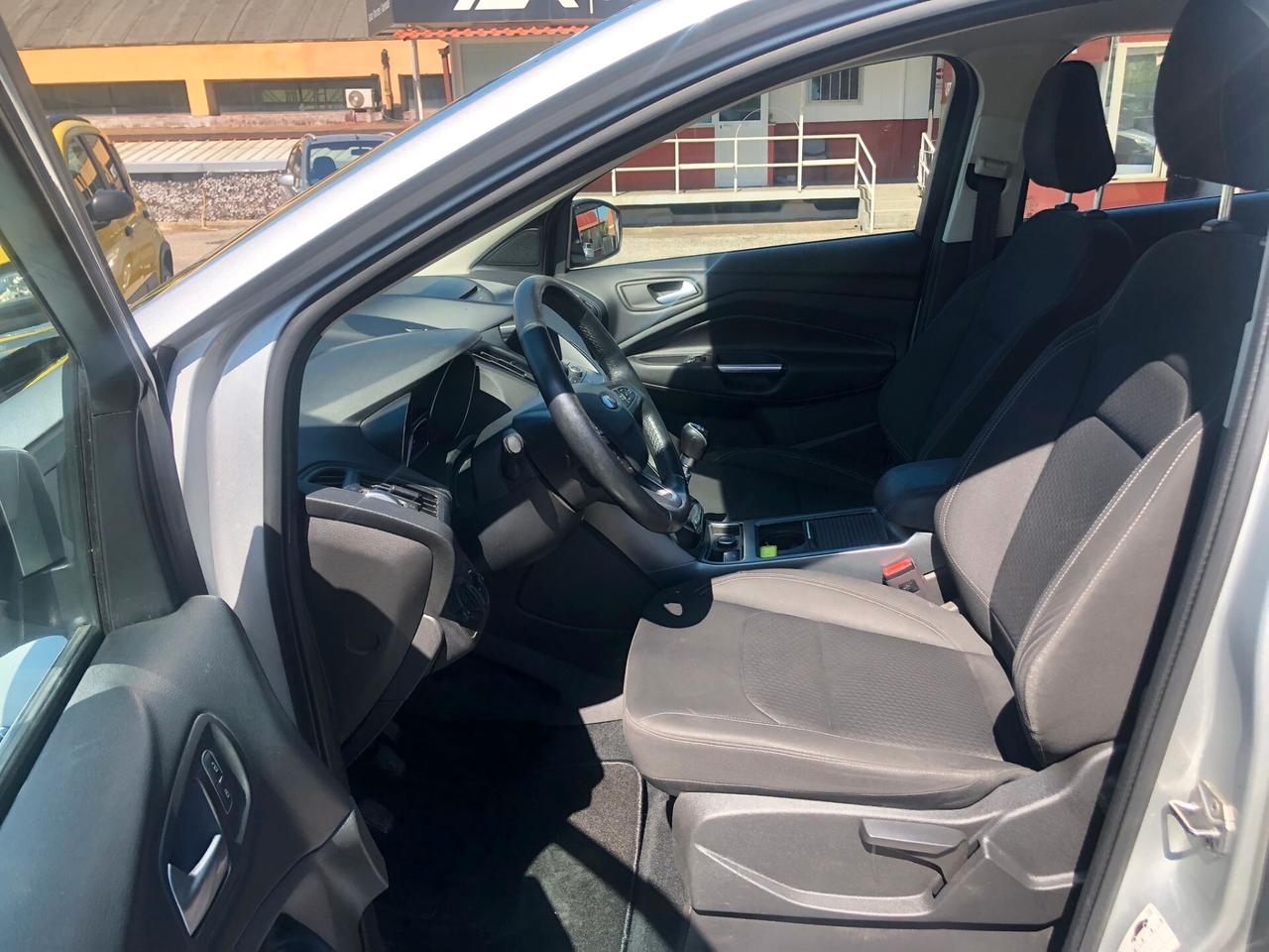 Ford Kuga 1.5 EcoBoost 150 CV 2WD Titanium