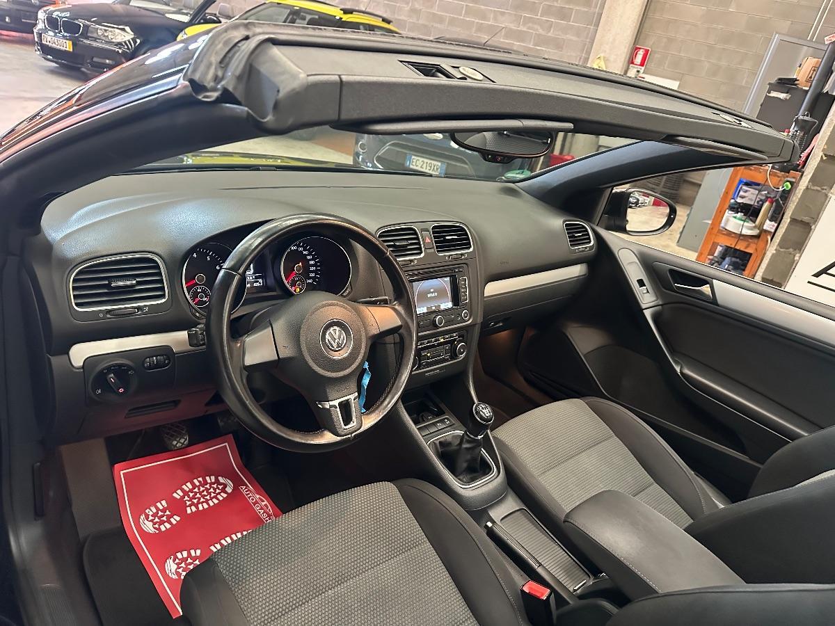 VOLKSWAGEN - Golf Cabrio