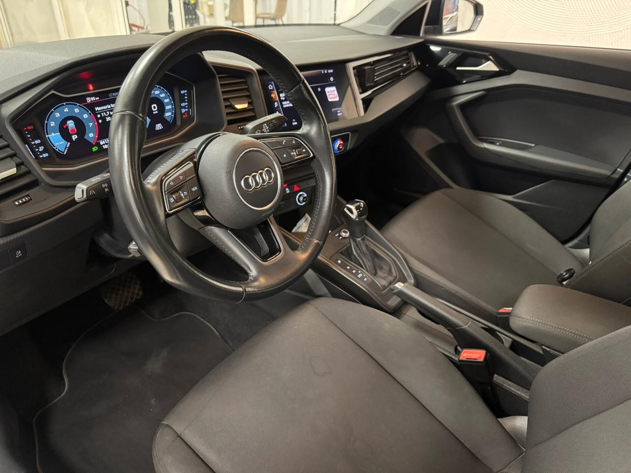 Audi A1 SPB 30 TFSI S tronic line edition