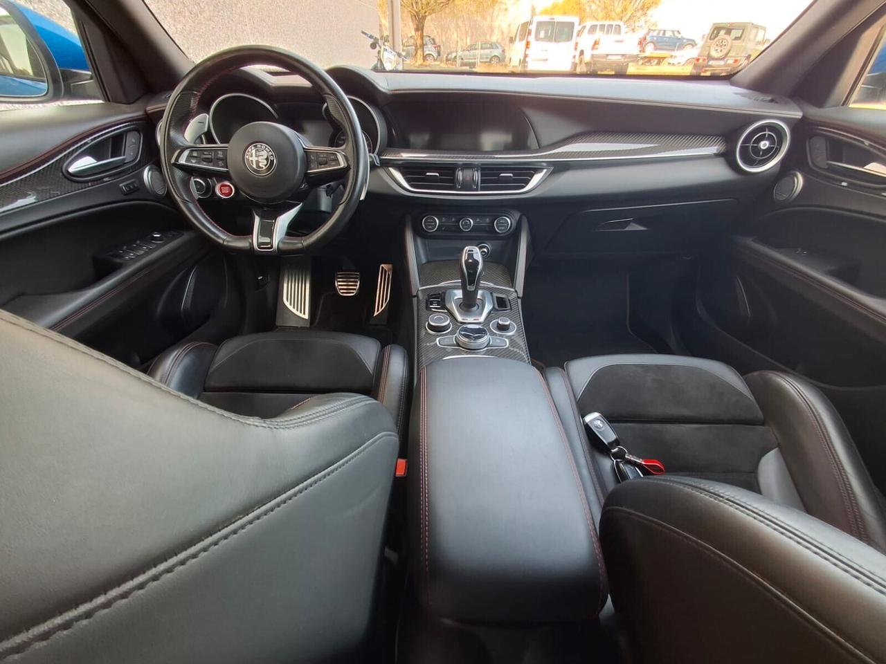 Alfa Romeo Stelvio 2.9 Bi-Turbo V6 510 CV AT8 Quadrifoglio