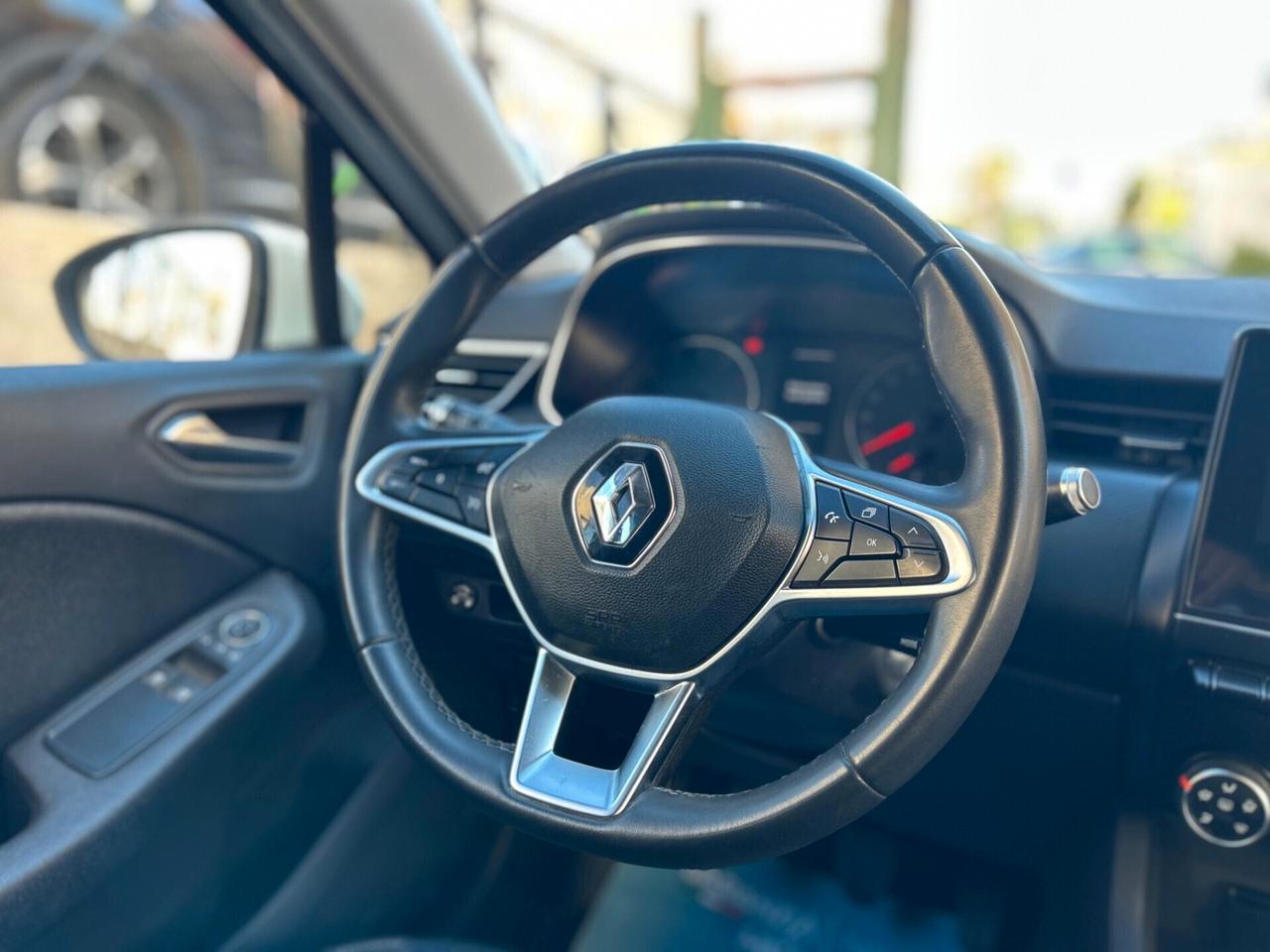 RENAULT CLIO ADATTA PER NEOPATENTATI - ANNO 2020 - Cc 1.0 - Cv 100