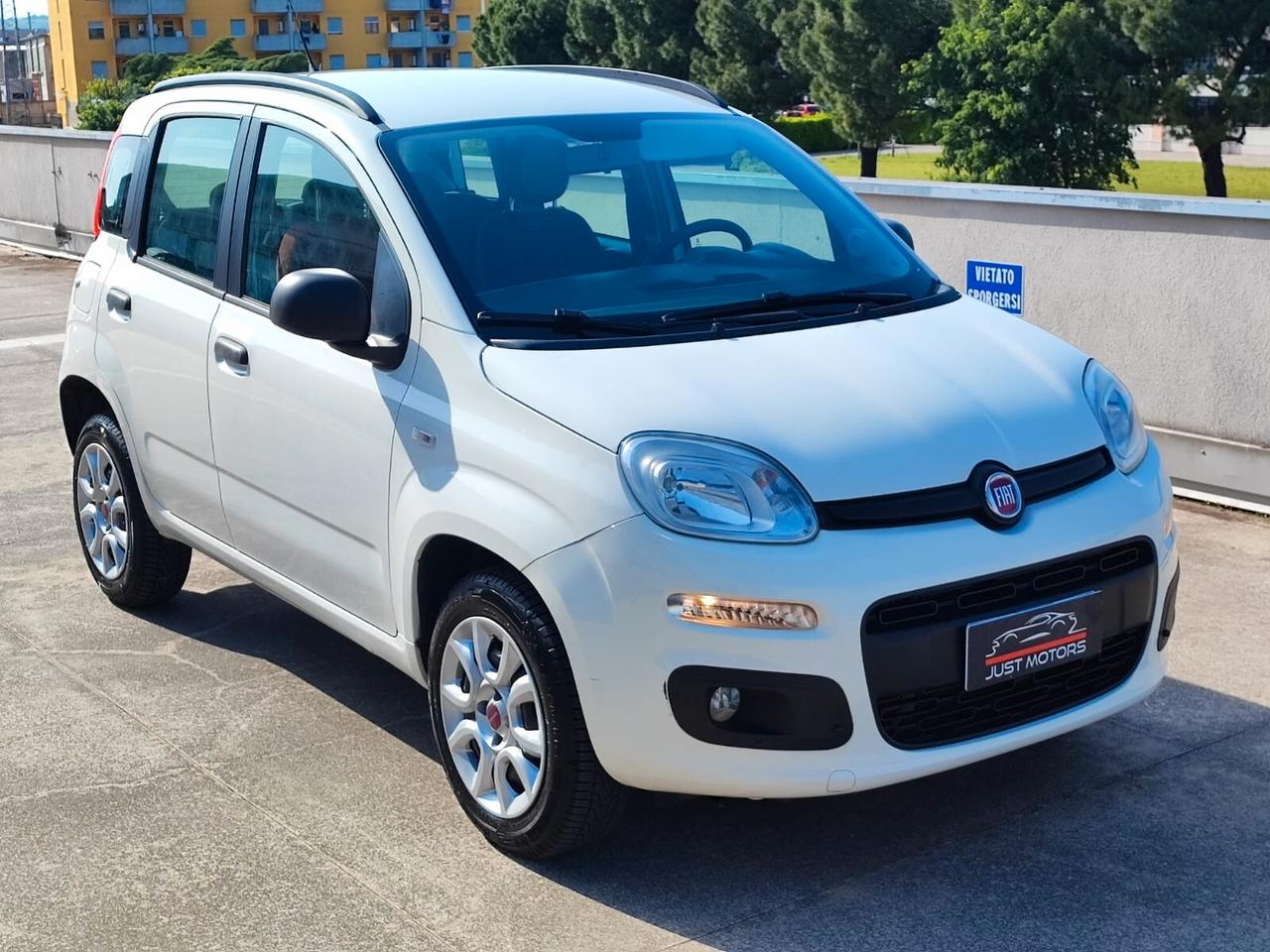 Fiat Panda 0.9 TwinAir Turbo Natural Power Lounge Neopatentati