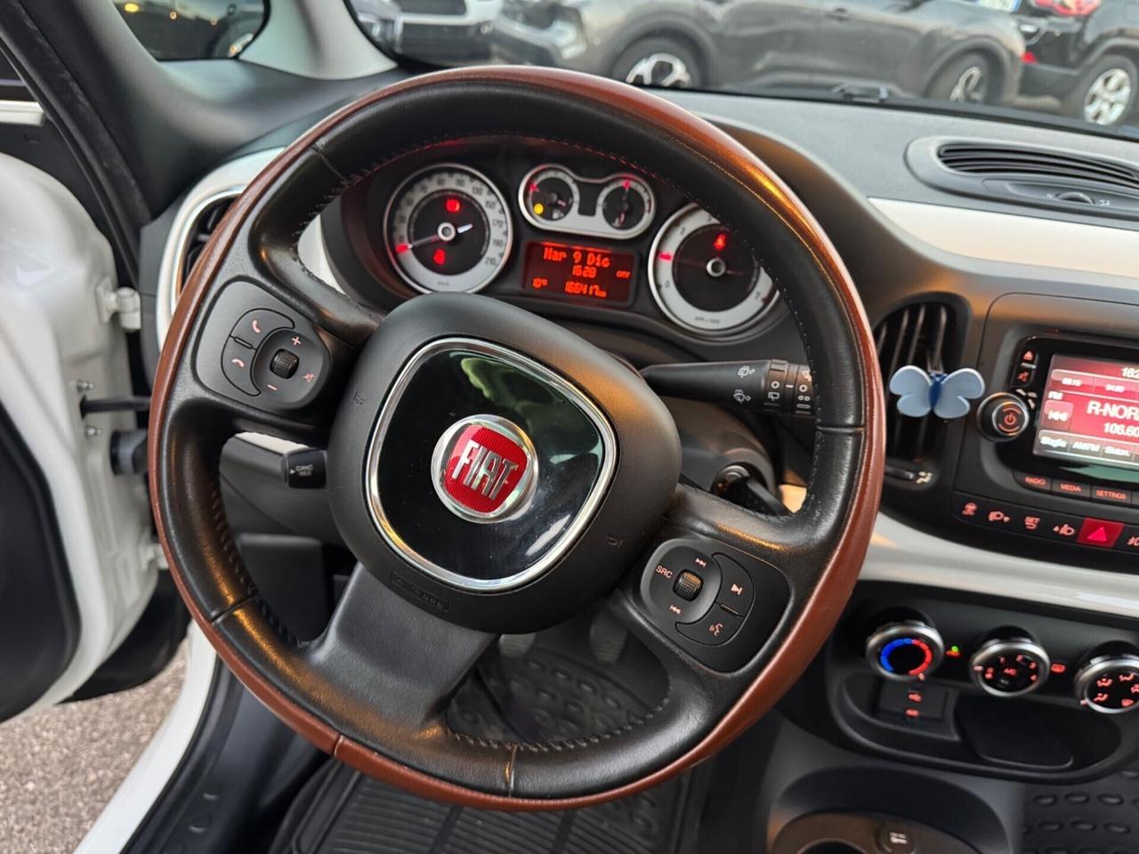 Fiat 500L 1.6 Multijet 105 CV Trekking Bicolore 16