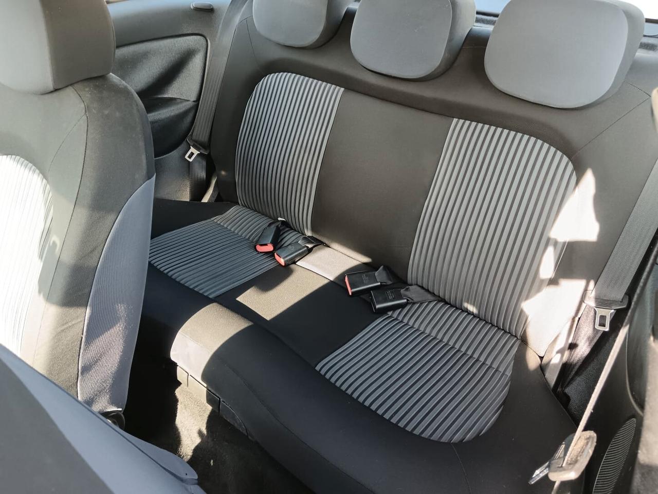 Lancia Ypsilon 1.3 MJT 75 CV Argento