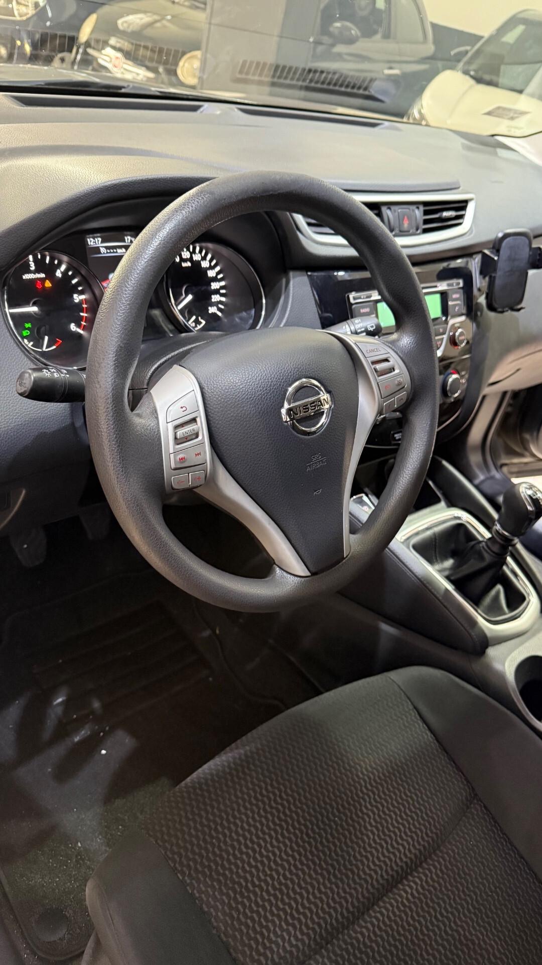 Nissan Qashqai 1.5 dCi Visia