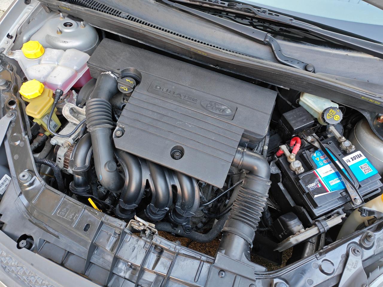 Ford Fiesta 1.2 BENZINA 75cv / 76.000km / Unipro