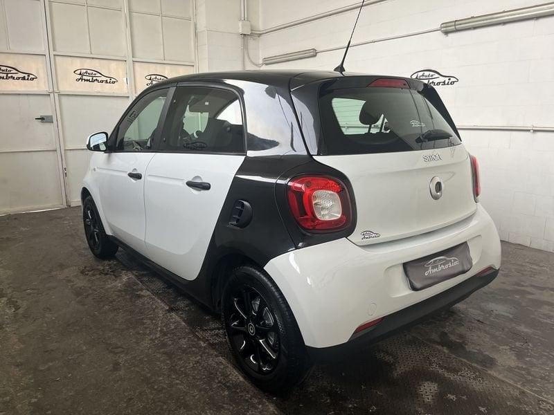 smart forfour 70 1.0 Passion TUA DA 150,00EURO AL MESE