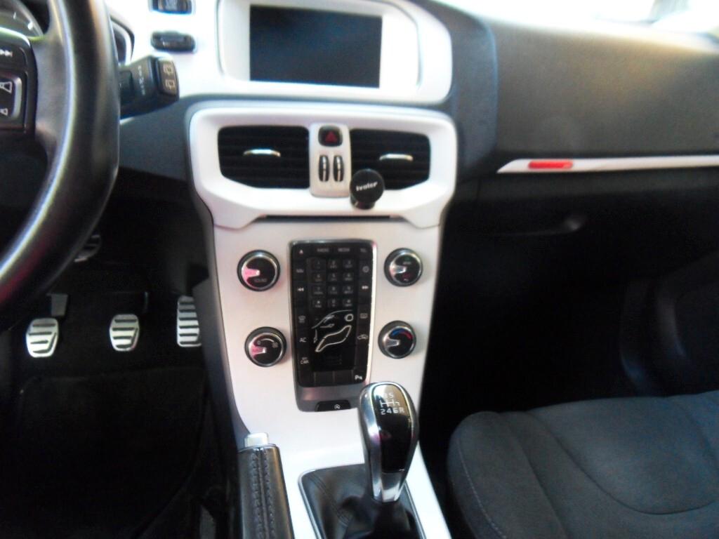 Volvo V40 D2 Business