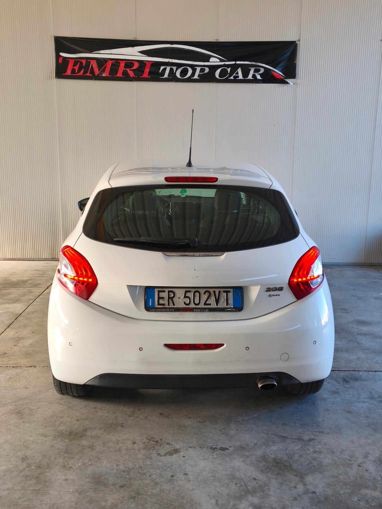 Peugeot 208 1.4 HDi 68 CV Allure