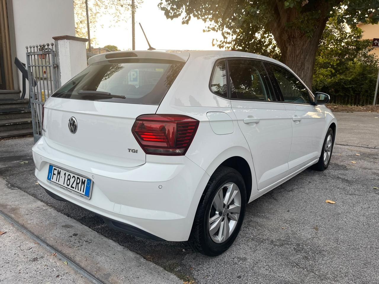 Volkswagen Polo Business 1.0 TGI 5p. Highline BlueMotion Technology