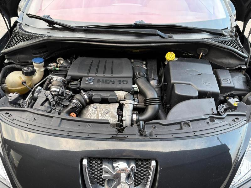 Peugeot 207 3 Porte 1.6 DIESEL 110 CV ADATTA NEOPATENTATI