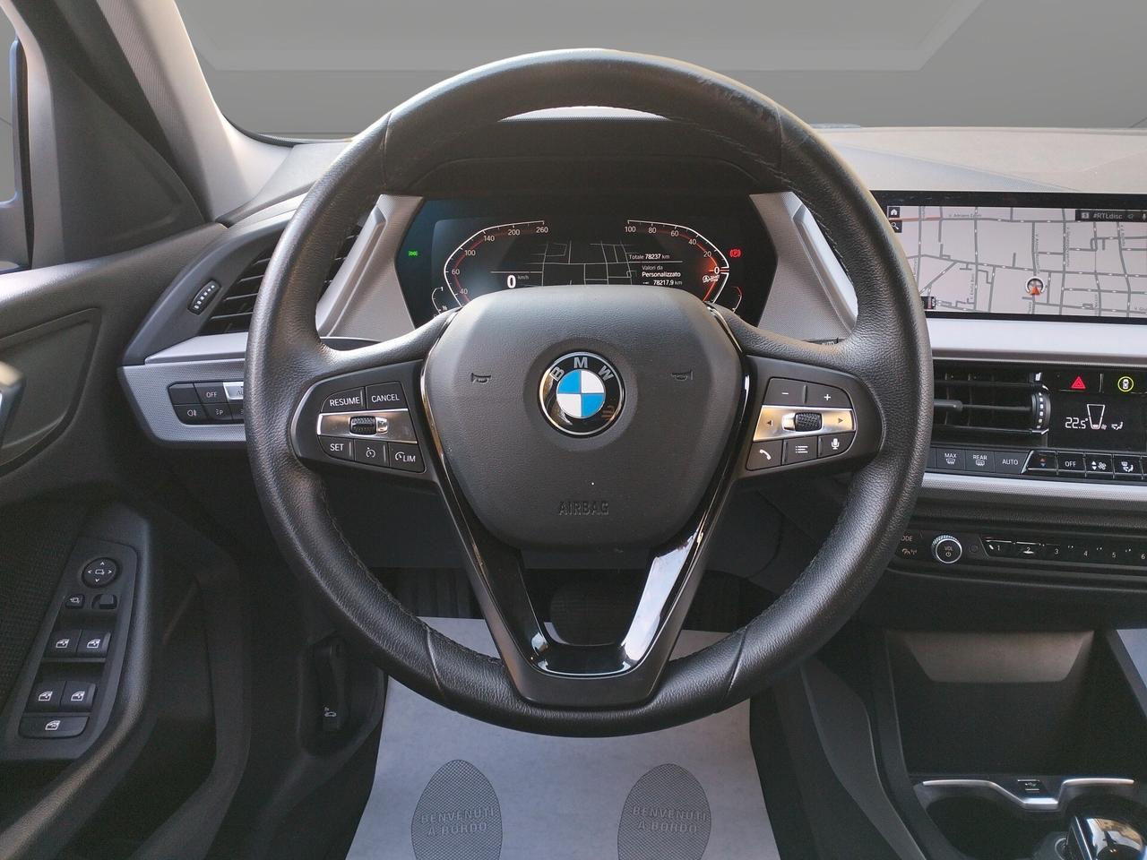 BMW 116 d Serie 1 F40 Sport auto NEOPATENTATI *IVA ESPOSTA*