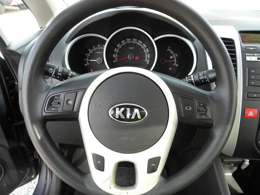 Kia Venga 1.4 CRDi 90CV Cool TETTO PANORAMICO CLIMATRONIC CRUISE MULTIFUNZIONE