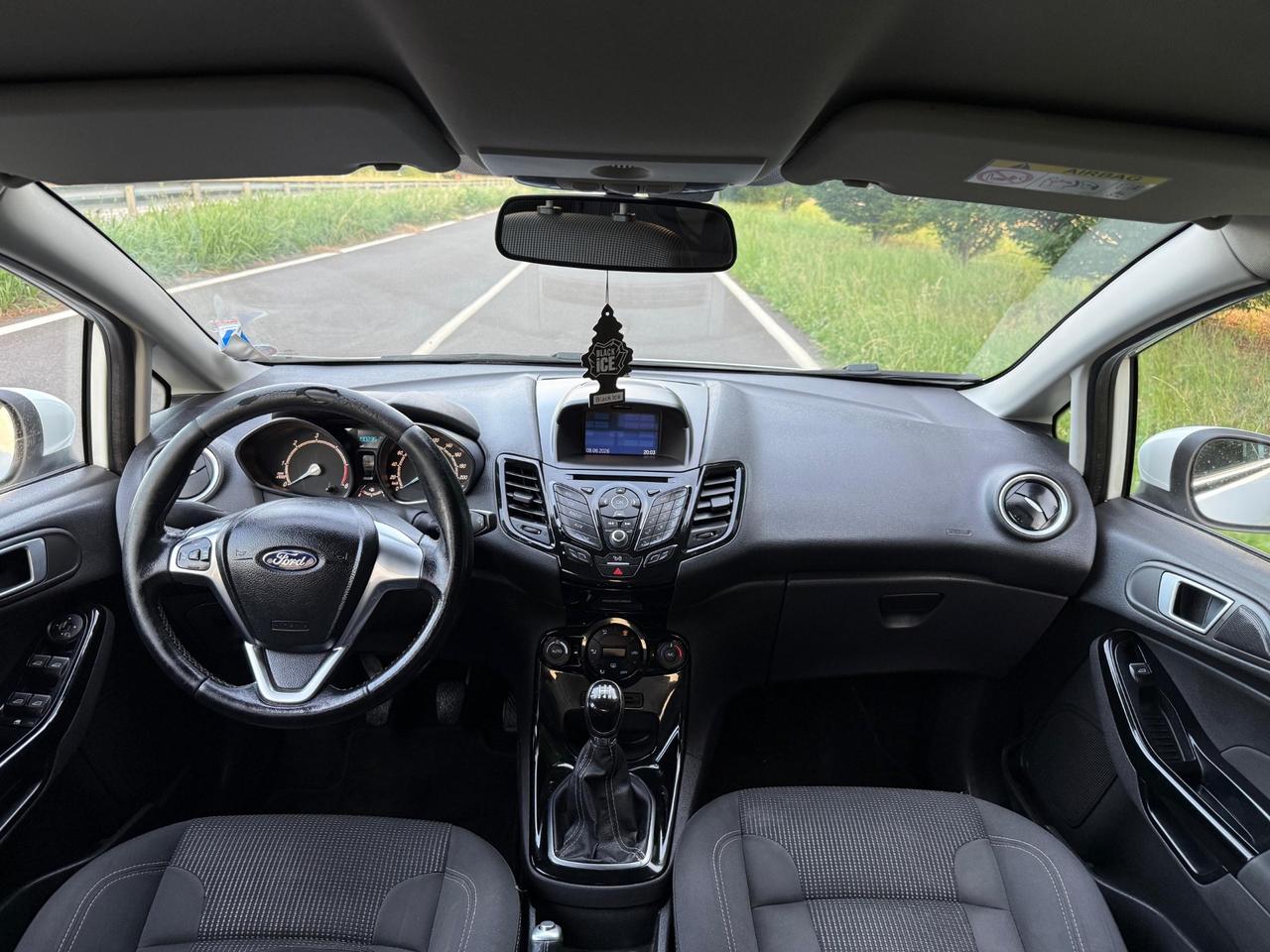 Ford Fiesta 1.5 TDCi 75CV 5 porte Titanium