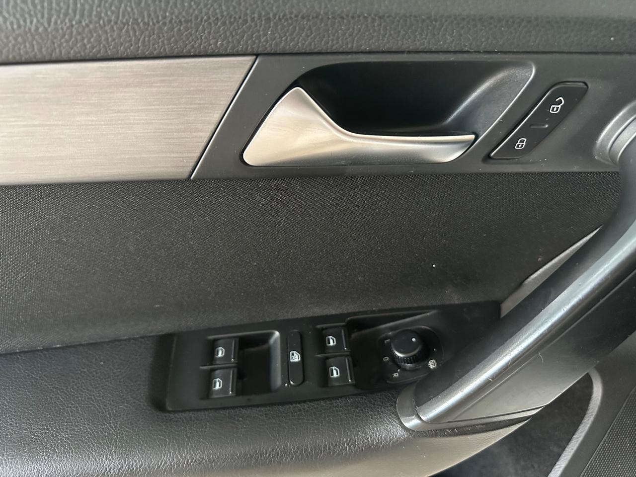 Volkswagen Passat Var. 2.0 TDI Highline BlueM.Tech.