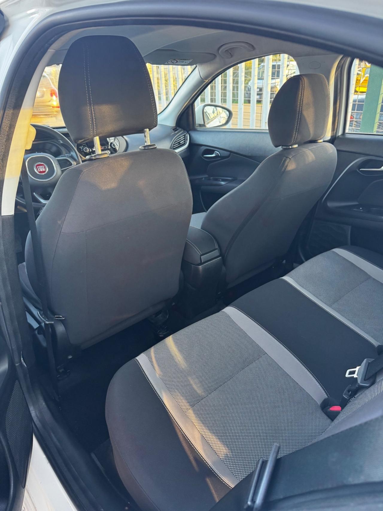 Fiat Tipo 1.6 Mjt 4 porte Opening Edition