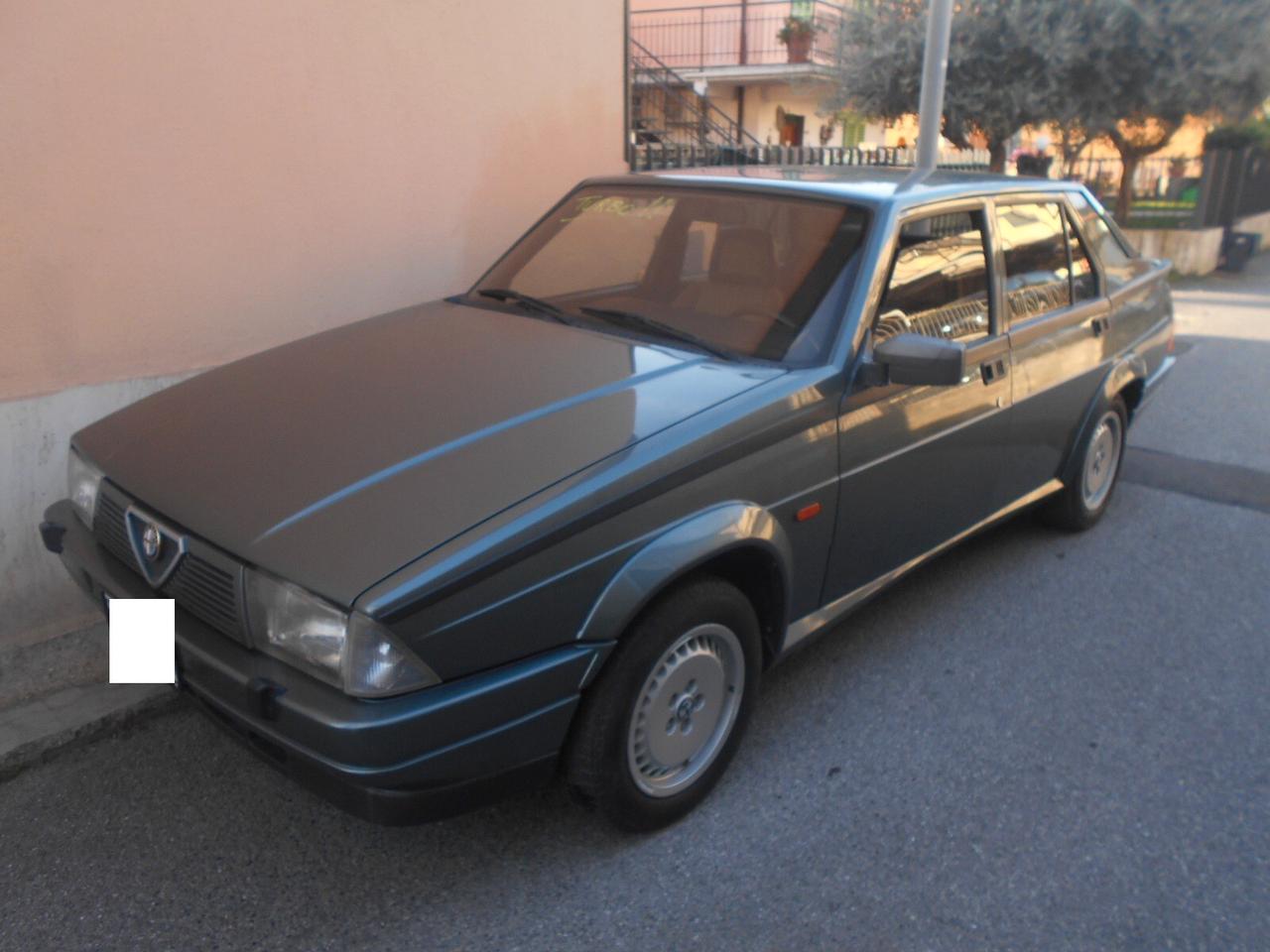 Alfa Romeo 75 1800 TURBO