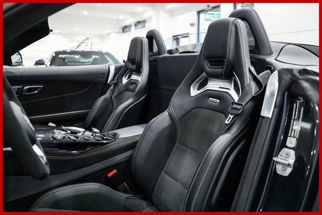 MERCEDES-BENZ GT AMG C|FULL CARBON|RETROCAMERA